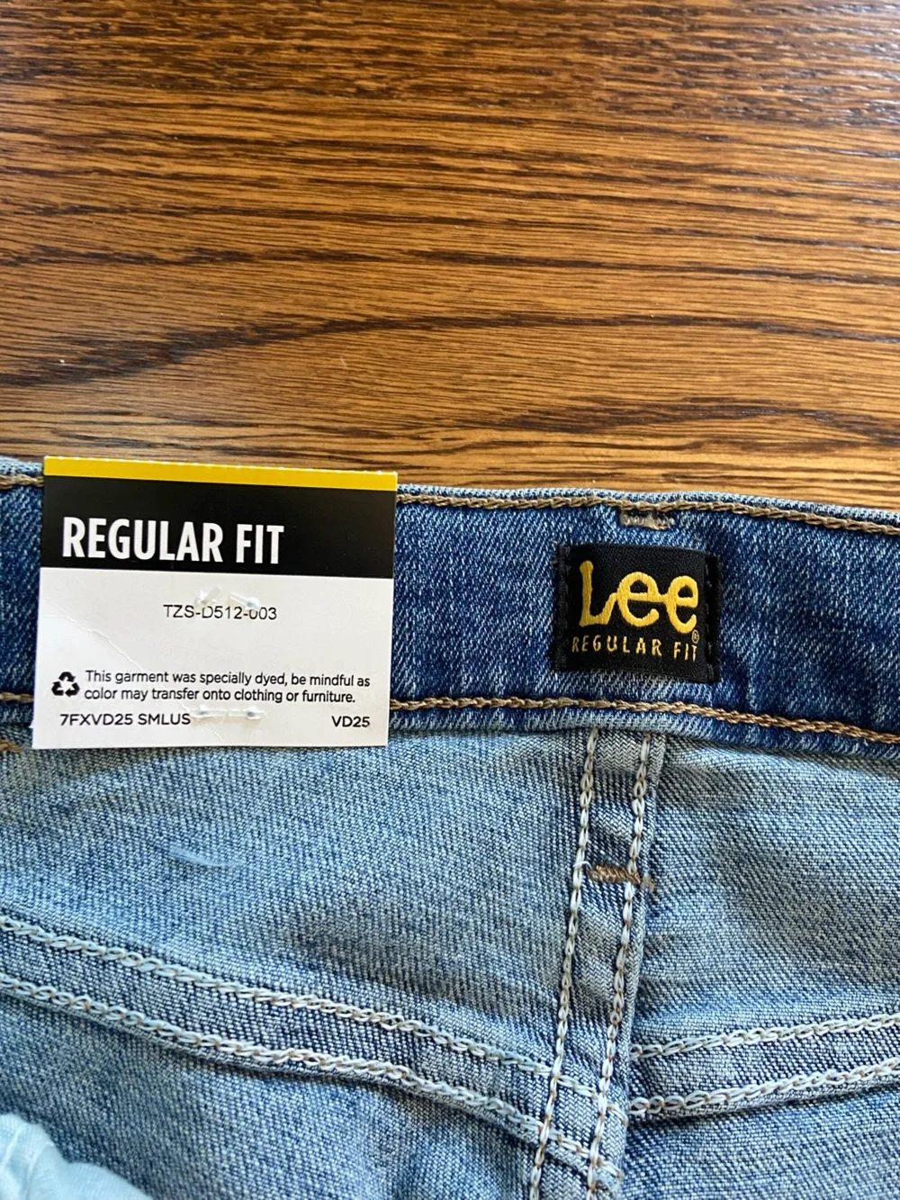 Lee‎ Boy’s Medium Wash Regular Fit Jeans- Size 18 Slim, NWT, Adjustable Waist